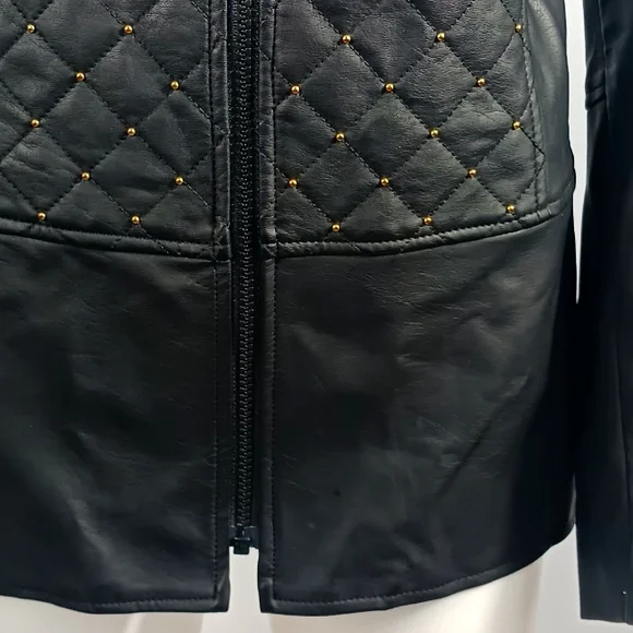 Women Plus Quilted Leather Jacket - Picture 4 of 11